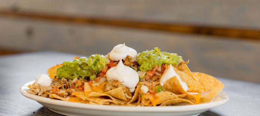 Mission Burrito | restaurant | 888 New Los Angeles Ave, Moorpark, CA 93021, USA | 8055524433 OR +1 805-552-4433