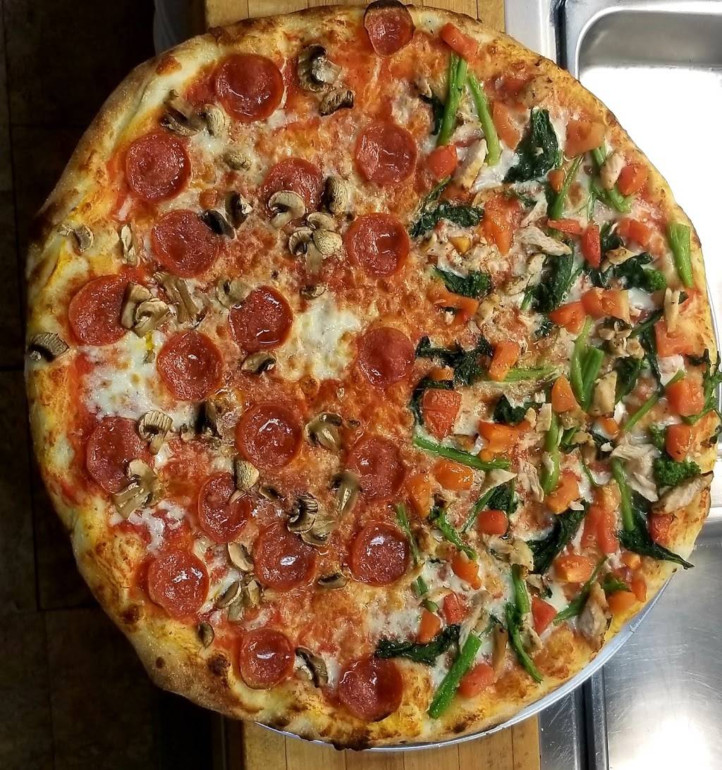 Pizza Panini | restaurant | 665 Millway Ave, Concord, ON L4K 3T8, Canada | 9057385918 OR +1 905-738-5918