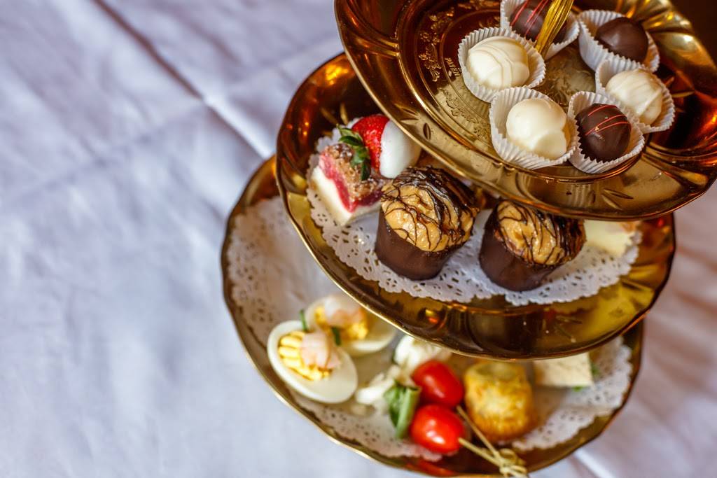 The Whitney | restaurant | 4421 Woodward Ave, Detroit, MI 48201, USA | 3138325700 OR +1 313-832-5700