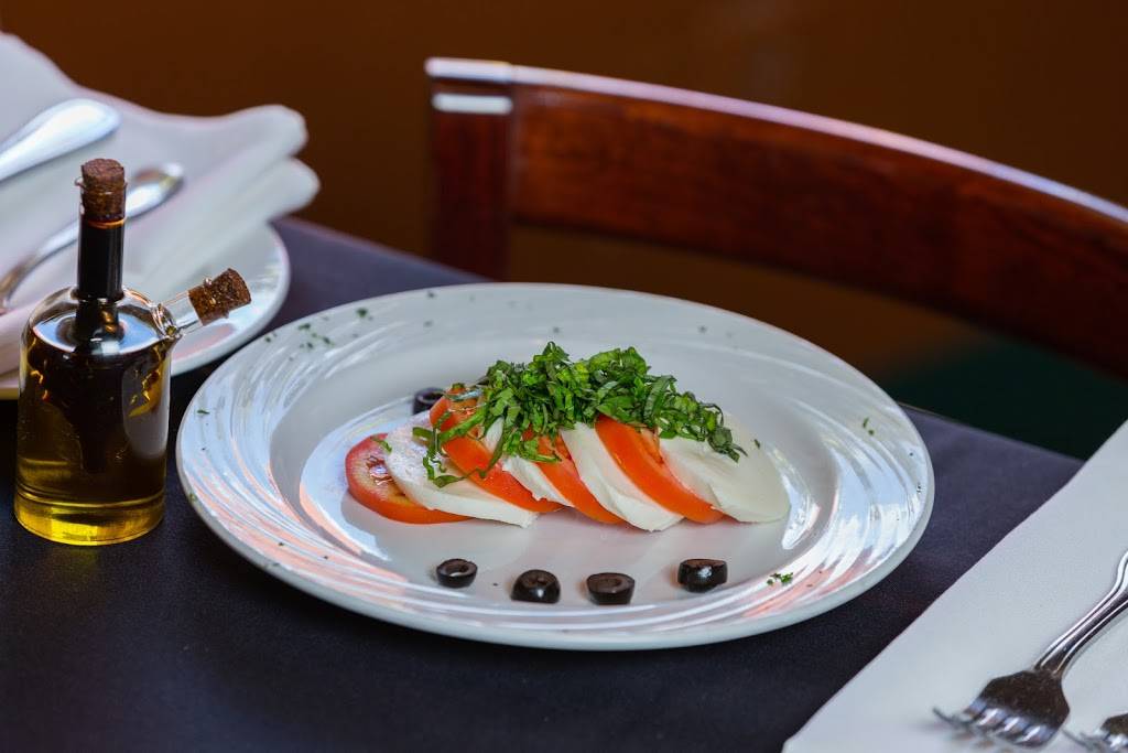 Ragazzi Italian Restaurant | restaurant | 101 South La Cañada Drive #52, Green Valley, AZ 85614, USA | 5203992040 OR +1 520-399-2040