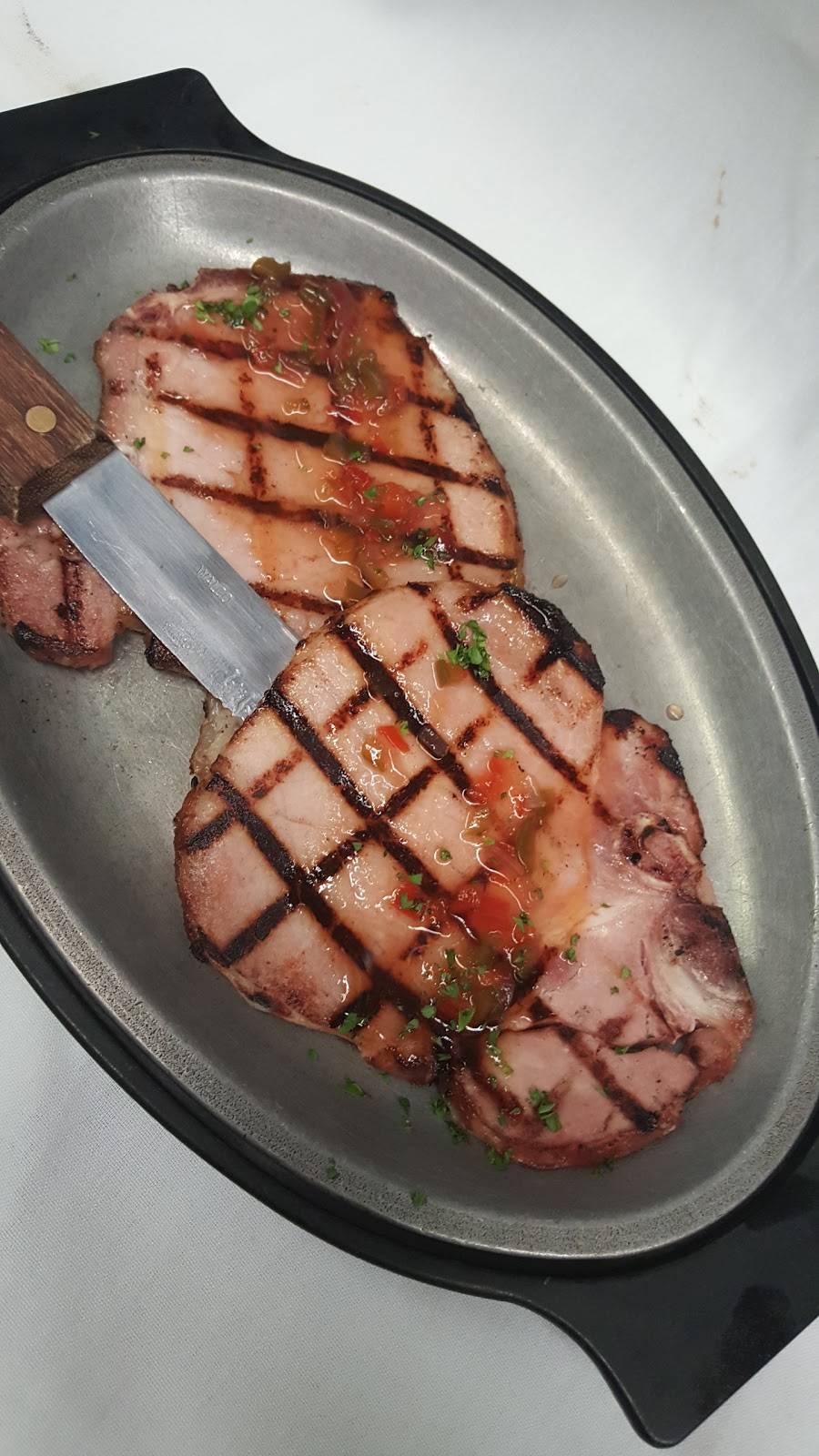 Newts Place | restaurant | 609 N Main St, Navarre, OH 44662, USA | 3308791119 OR +1 330-879-1119