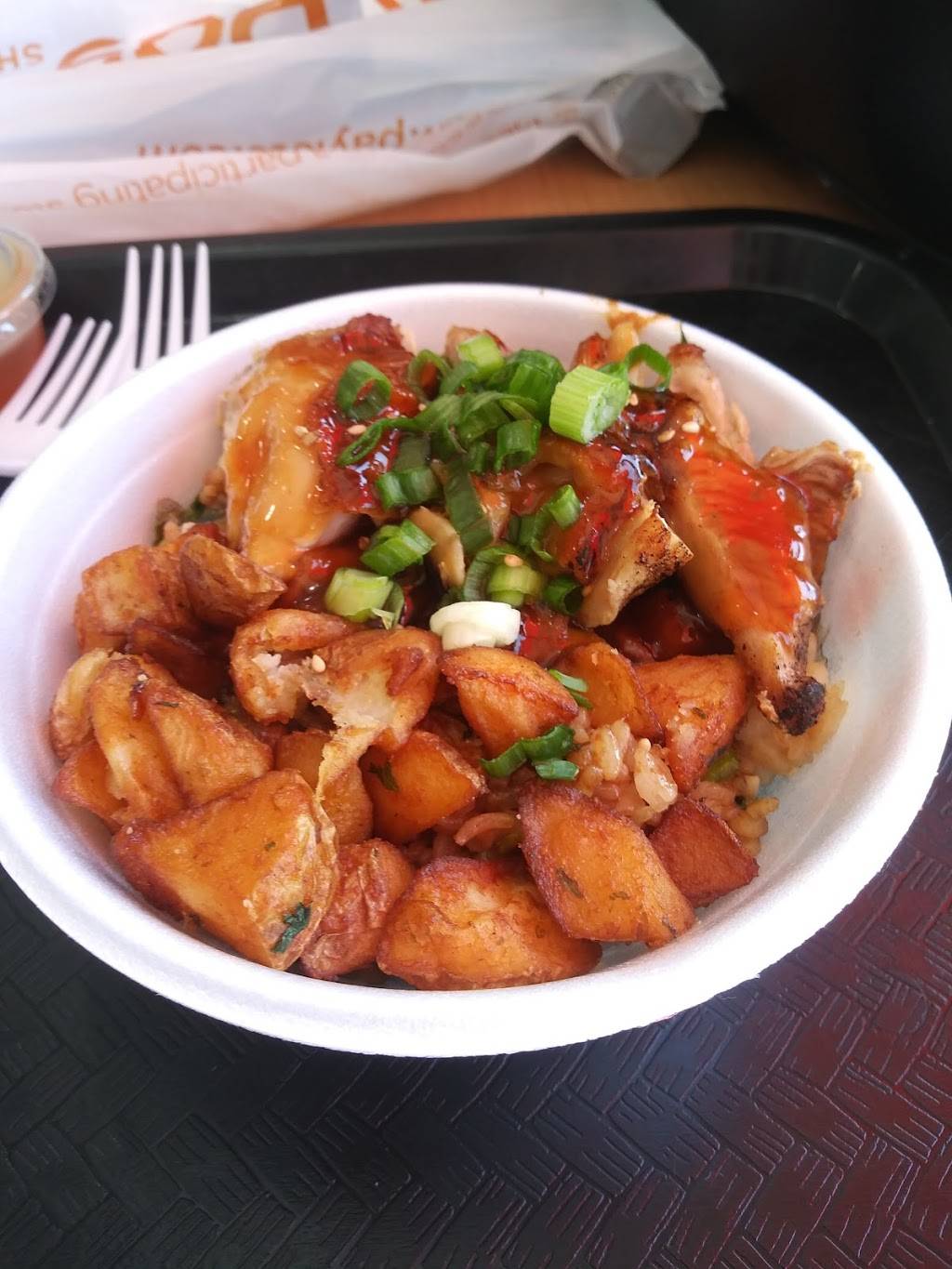 Yoshinoya Slauson & Vermont | restaurant | 1004 W Slauson Ave, Los Angeles, CA 90044, USA | 3235653506 OR +1 323-565-3506