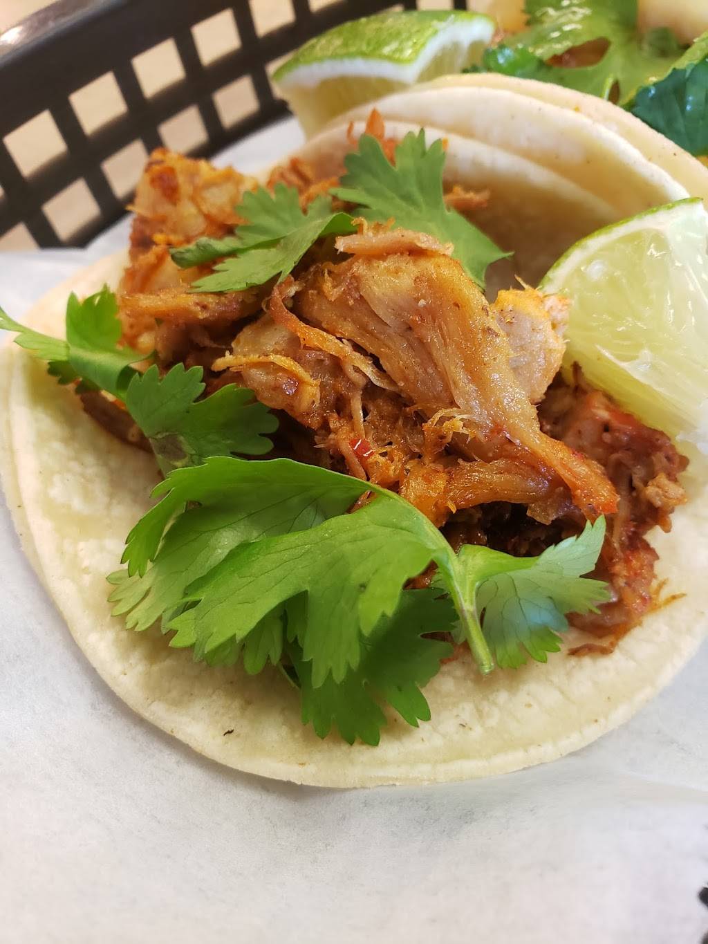 Tacoloco | restaurant | 3723 N Croatan Hwy, Kitty Hawk, NC 27949, USA | 2522618226 OR +1 252-261-8226