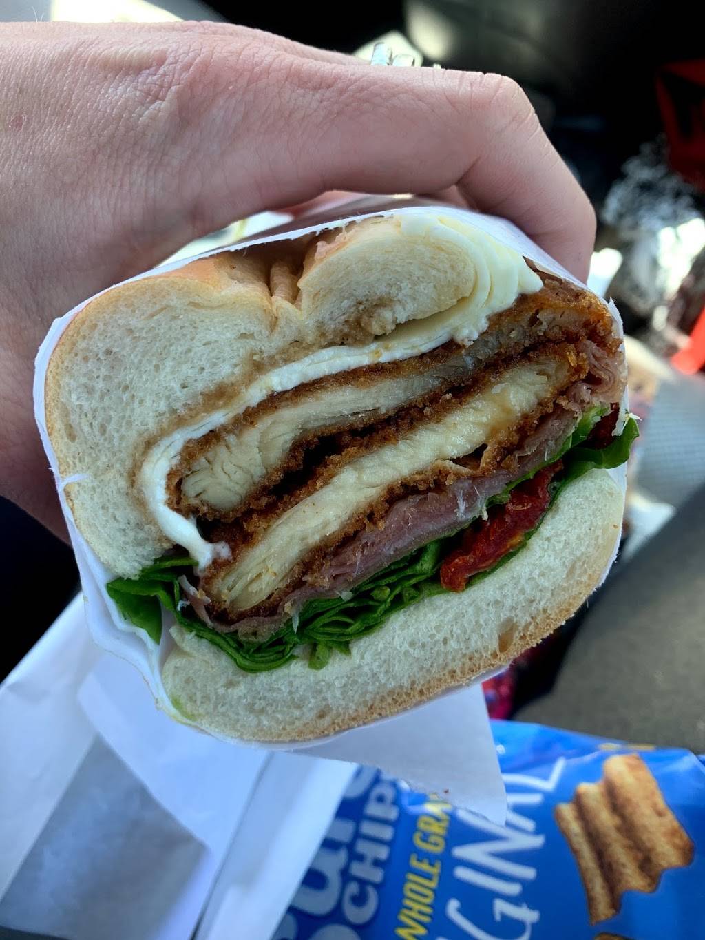 Fresco Pizza & Deli | restaurant | 623 NY-27A, Southampton, NY 11968, USA | 6312831774 OR +1 631-283-1774