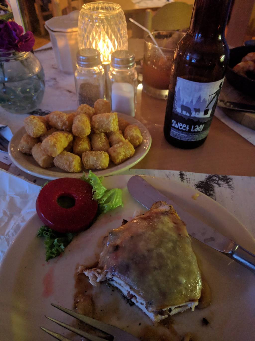 White Birch Inn | restaurant | 1009 S Oxford Ave, Sturgeon Bay, WI 54235, USA | 9207433295 OR +1 920-743-3295