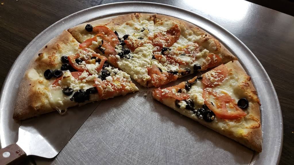 Thats Amore Pizza | meal takeaway | 9272 Miramar Rd #24, San Diego, CA 92126, USA | 8585660981 OR +1 858-566-0981