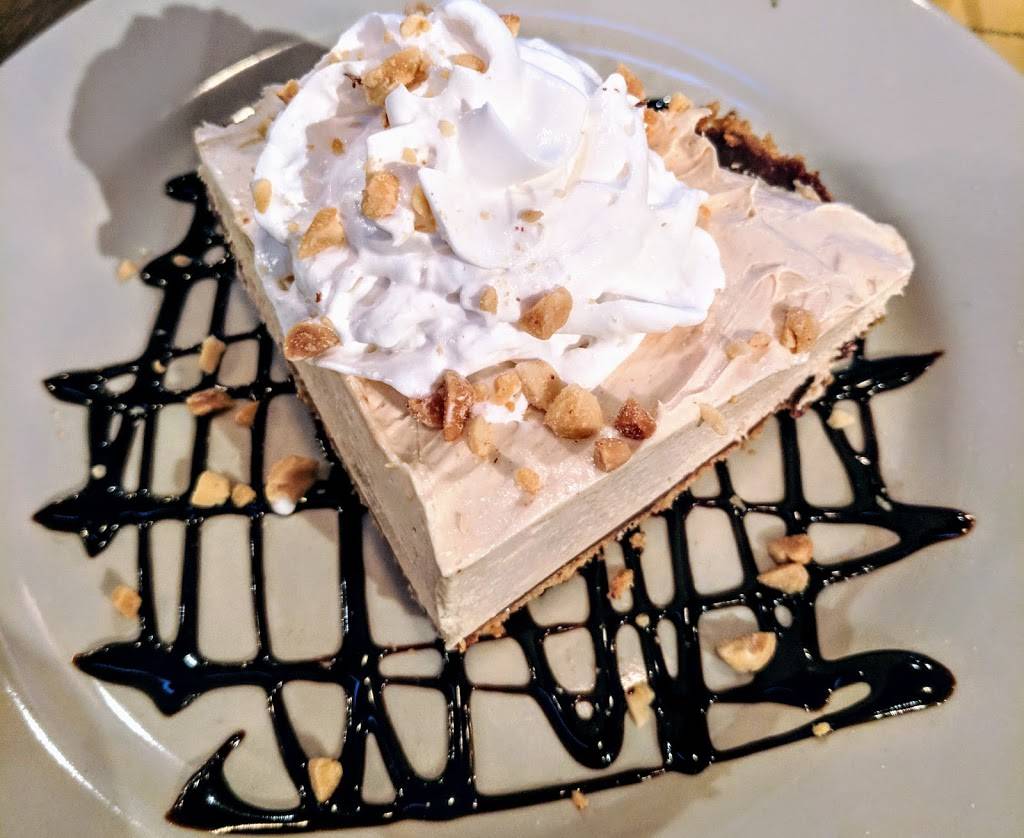 The Brew Kettle Amherst | restaurant | 300 Church St, Amherst, OH 44001, USA | 4409842739 OR +1 440-984-2739