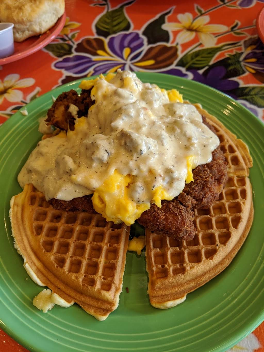 Flying Biscuit Café | restaurant | 3419 Colonnade Pkwy #100, Birmingham, AL 35243, USA | 2054386857 OR +1 205-438-6857