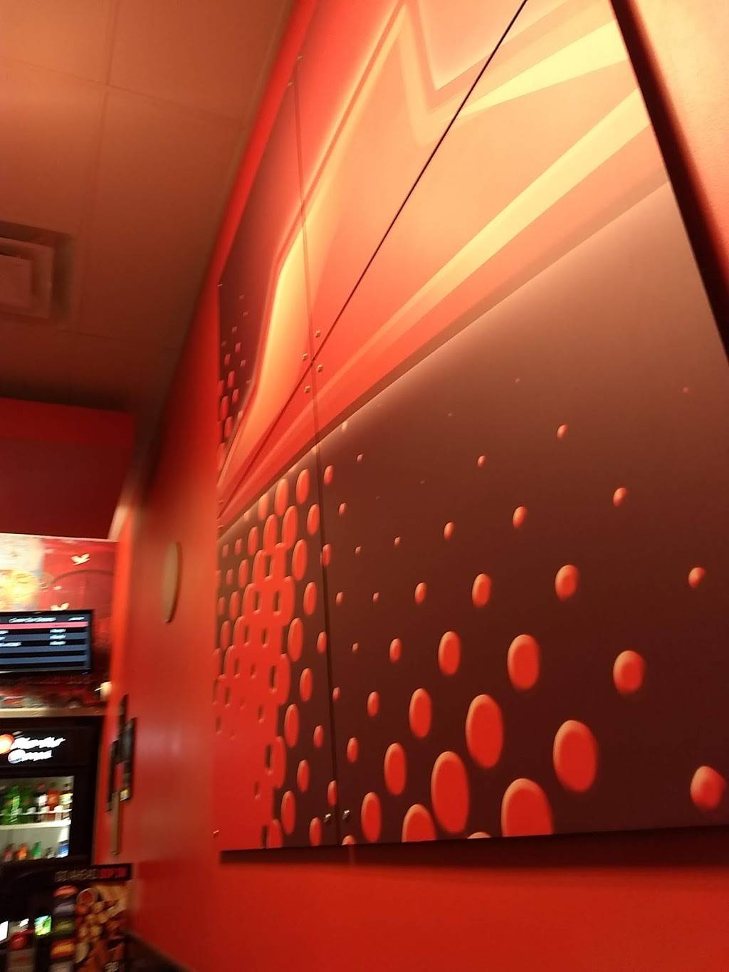 Pizza Hut | restaurant | 4432 Montgomery Rd, Norwood, OH 45212, USA | 5133519444 OR +1 513-351-9444