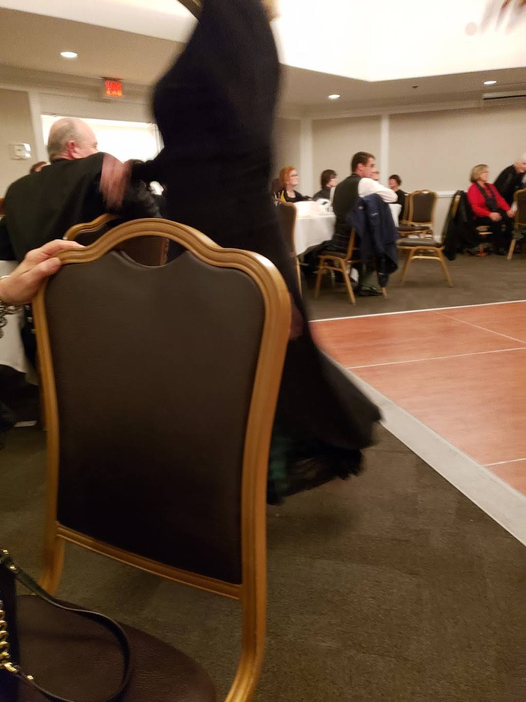 The Grill | restaurant | 1750 San Pablo Dr, San Marcos, CA 92078, USA | 7607449385 OR +1 760-744-9385