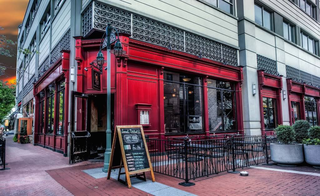 Samuel Becketts Irish Gastro Pub | restaurant | 2800 S Randolph St #110, Arlington, VA 22206, USA | 7033790122 OR +1 703-379-0122