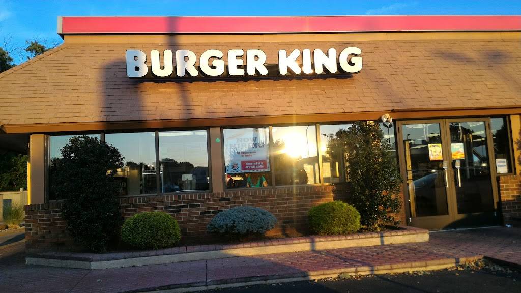 Burger King | restaurant | 1035 Bustleton Pike, Feasterville-Trevose, PA 19053, USA | 2153575670 OR +1 215-357-5670