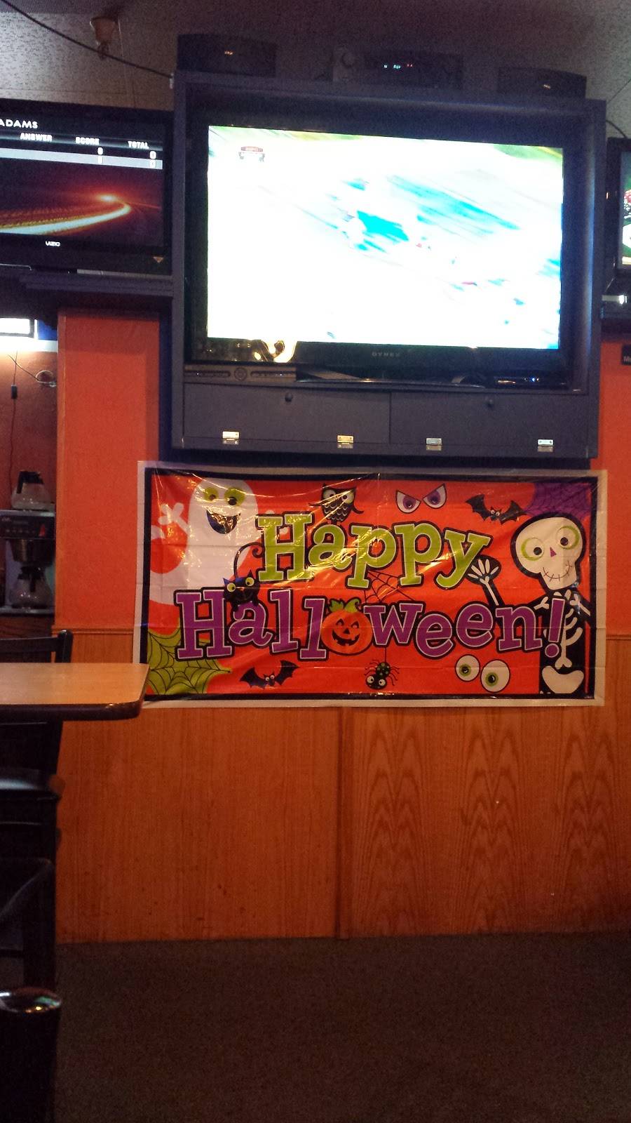 Pitchers Sports Restaurant | restaurant | 1670 S Chambers Rd, Aurora, CO 80017, USA | 3037517115 OR +1 303-751-7115