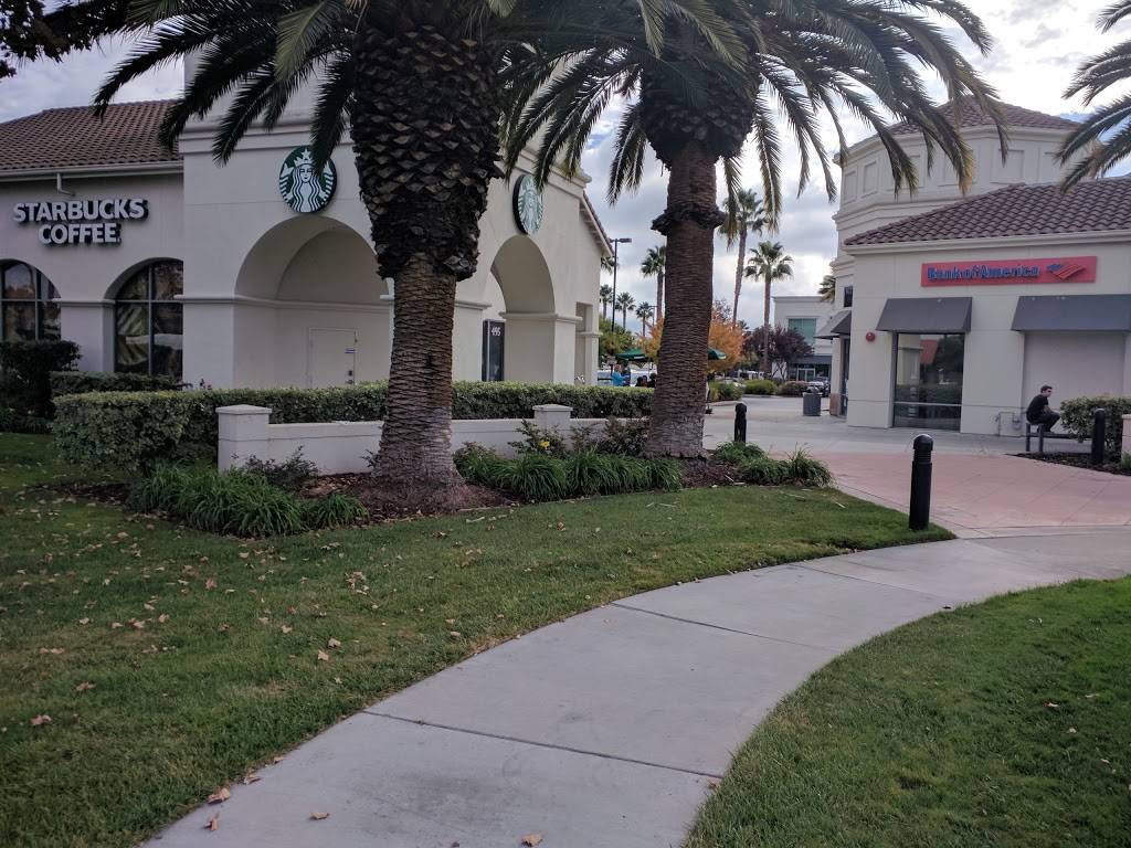 Starbucks | cafe | 495 El Camino Real, Santa Clara, CA 95050, USA | 4082487343 OR +1 408-248-7343