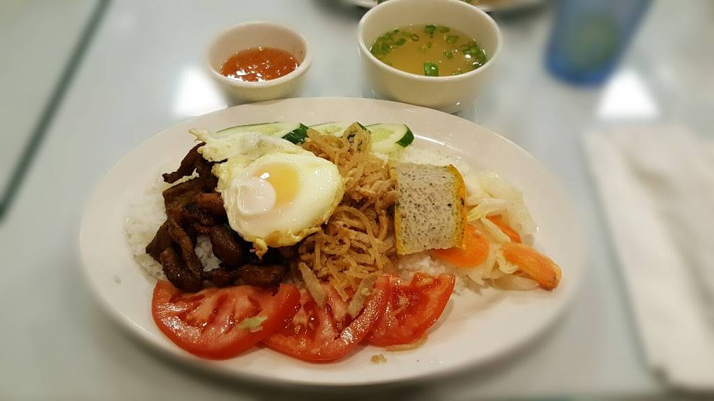 Pho Palace | restaurant | 2126 S Collins St, Arlington, TX 76010, USA | 8172746602 OR +1 817-274-6602