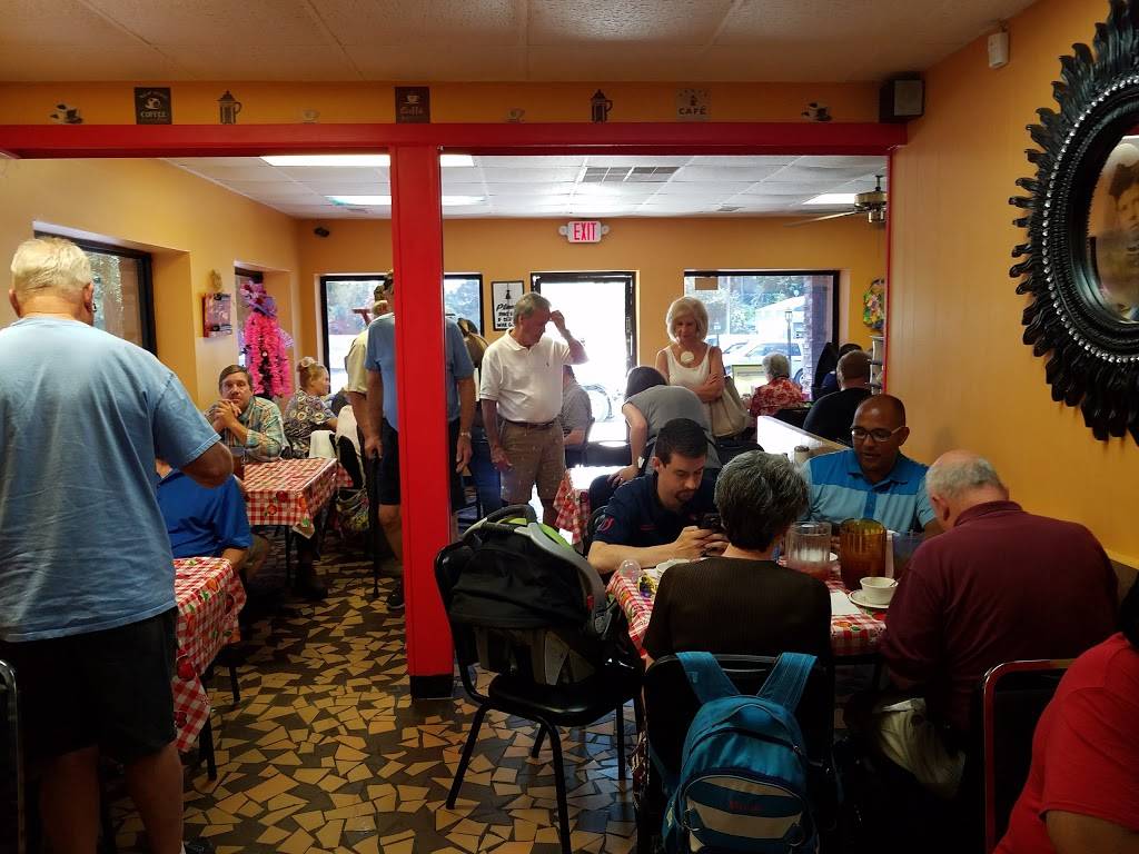 Mamas Kountry Kooking | restaurant | 518 John C Calhoun Dr, Orangeburg, SC 29115, USA | 8035168500 OR +1 803-516-8500