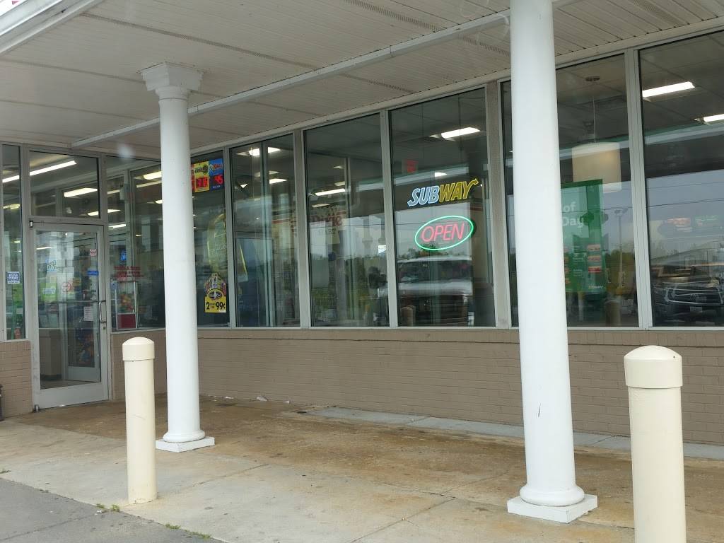 Subway | restaurant | 8532 NC-33, Whitakers, NC 27891, USA | 2524372333 OR +1 252-437-2333