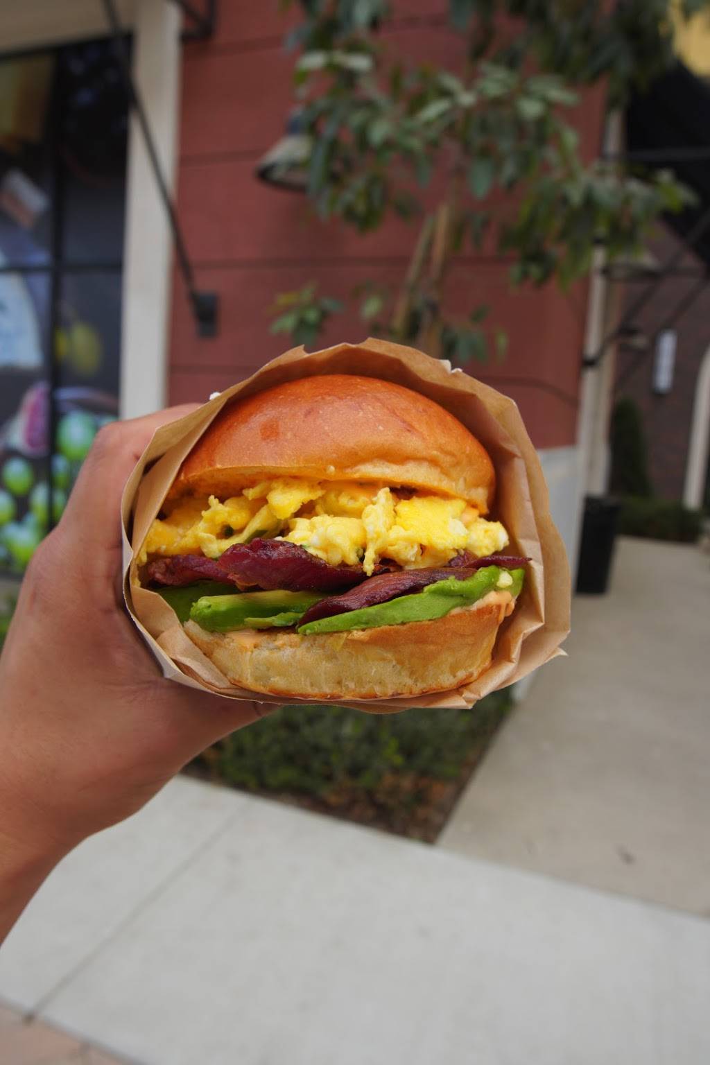 Don Waffly | restaurant | 550 Collection Blvd #170, Oxnard, CA 93036, USA | 8055195034 OR +1 805-519-5034