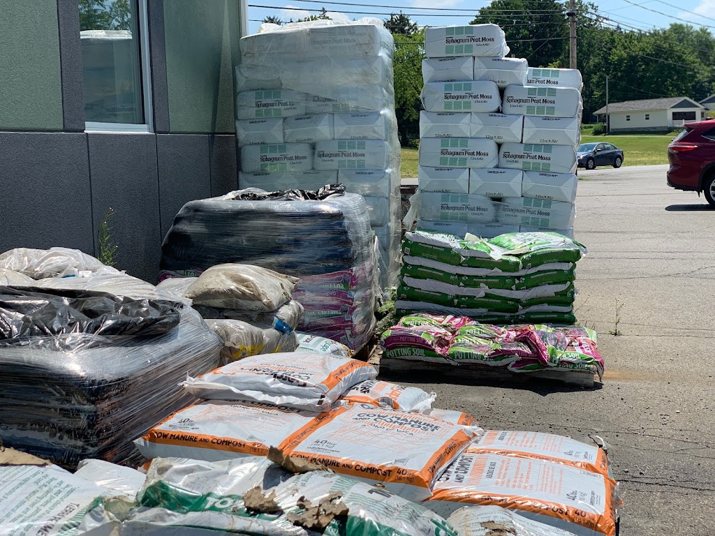 Petro Plus | restaurant | 3270 Saranac Dr, Sharpsville, PA 16150, USA | 7249621132 OR +1 724-962-1132