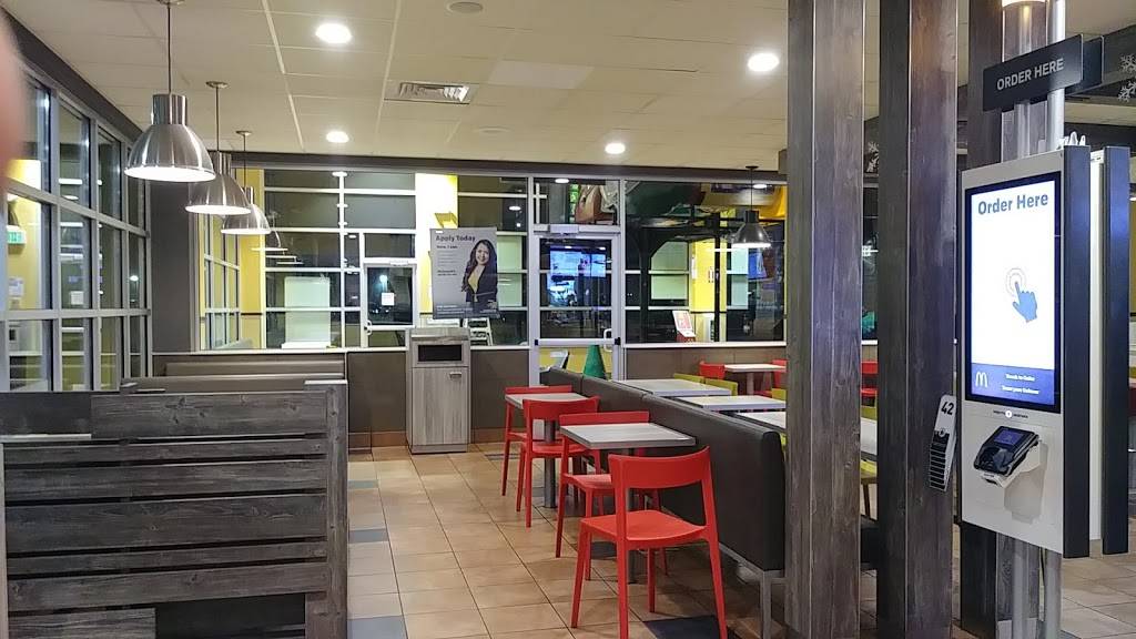 McDonalds | cafe | 2140 W Ramsey St, Banning, CA 92220, USA | 9518492419 OR +1 951-849-2419