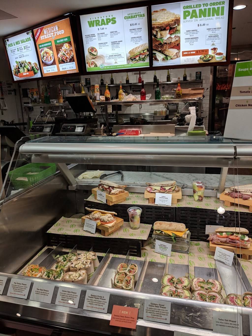 Green Leafs | restaurant | 77 Sands Blvd, Bethlehem, PA 18015, USA | 4848212916 OR +1 484-821-2916