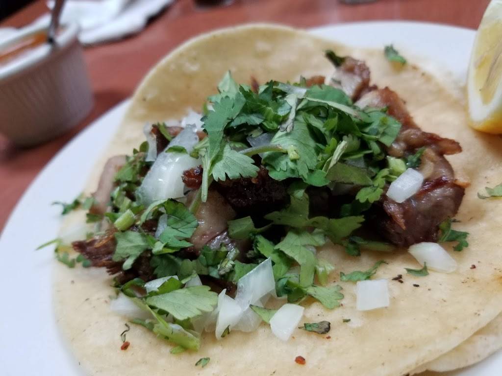 Victorias Pizza | meal takeaway | 111-17 Roosevelt Ave, Flushing, NY 11368, USA | 7188038408 OR +1 718-803-8408