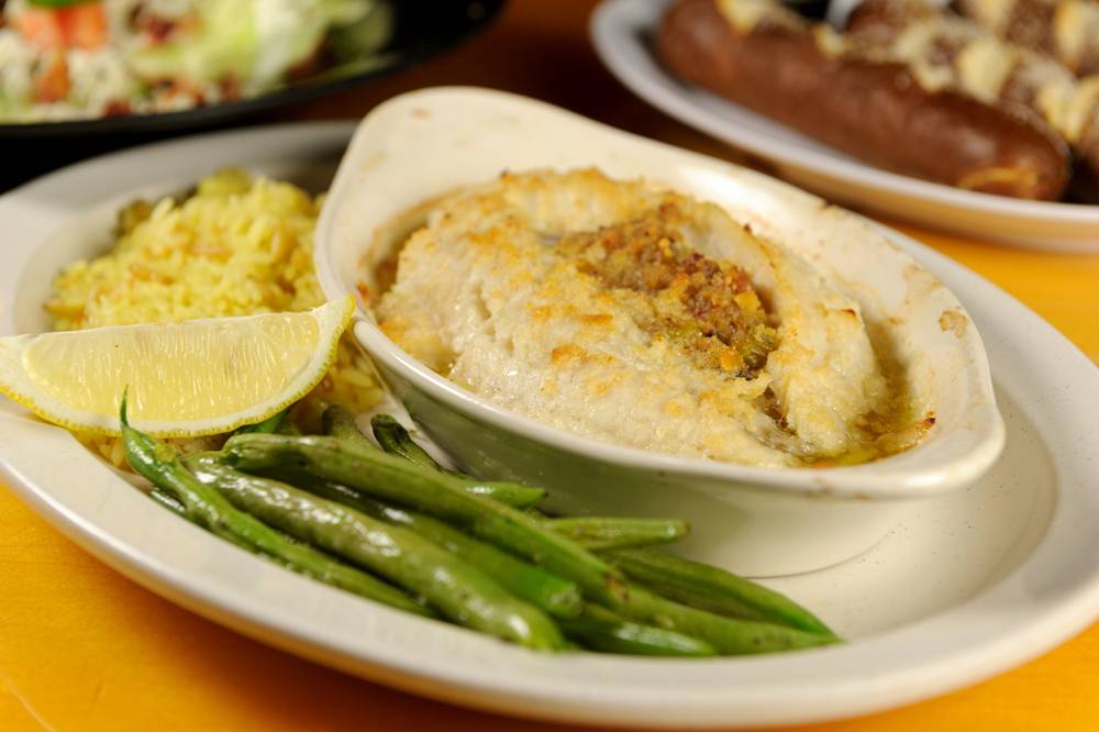 Winni Grille | restaurant | 650 Laconia Rd, Tilton, NH 03276, USA | 6035278217 OR +1 603-527-8217