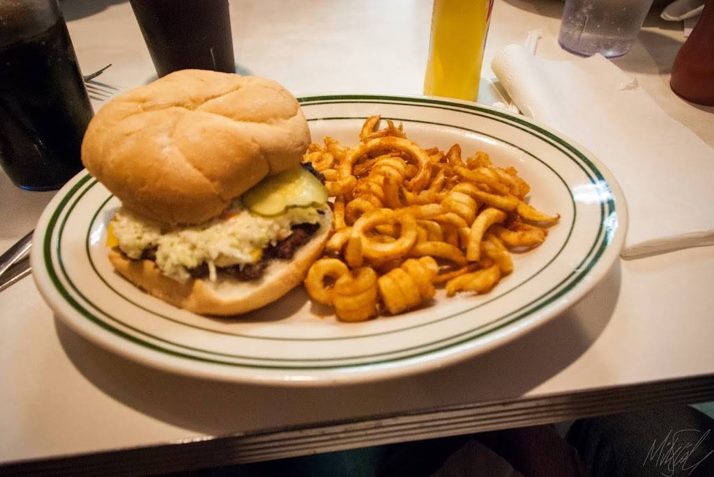 Hoveys Diner | restaurant | 412 E Main St, Olney, IL 62450, USA | 6183954683 OR +1 618-395-4683