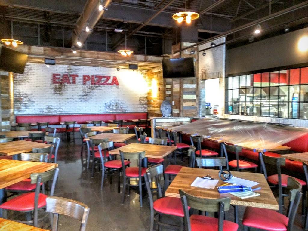 Giordanos | restaurant | 3333 W Shore Dr, Holland, MI 49424, USA | 6168886000 OR +1 616-888-6000