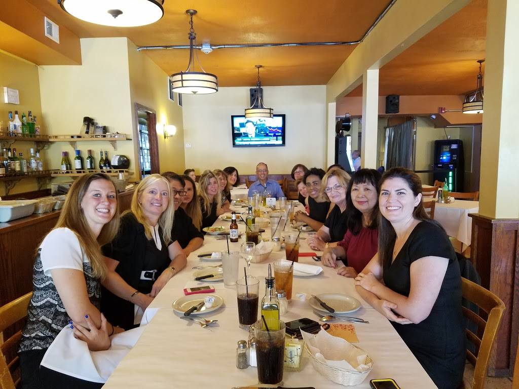 Trattoria Peppino | restaurant | 7440 W North Ave, Elmwood Park, IL 60707, USA | 7084532155 OR +1 708-453-2155