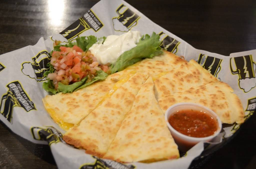 Thunderhead Sports Bar & Grill | restaurant | 1325 SW Oralabor Rd, Ankeny, IA 50023, USA | 5152891578 OR +1 515-289-1578