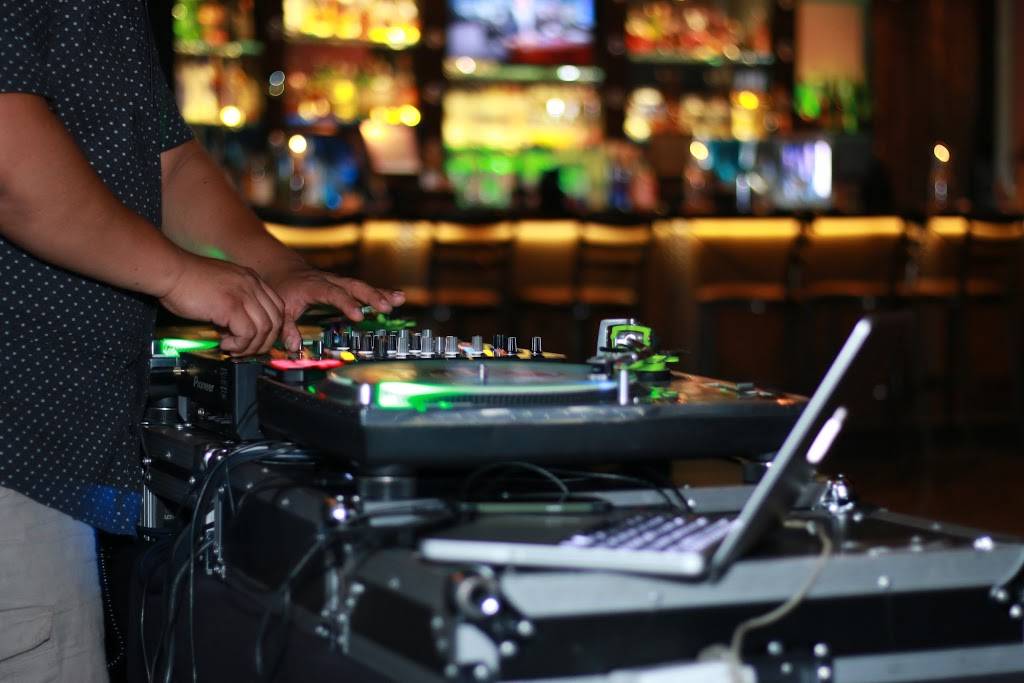 I-MAD | restaurant | 4301 N Civic Center Plaza, Scottsdale, AZ 85251, USA | 4809395224 OR +1 480-939-5224