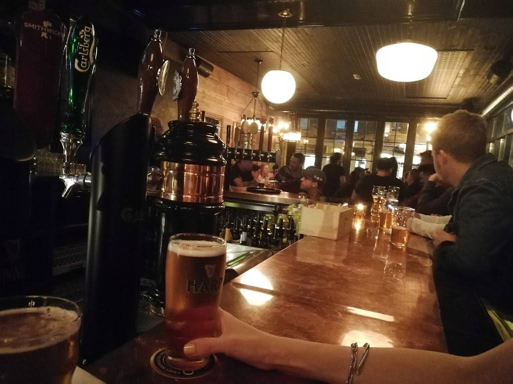 Le Trèfle | restaurant | 4718 Rue Wellington, Verdun, QC H4G 1X3, Canada | 5147623324 OR +1 514-762-3324