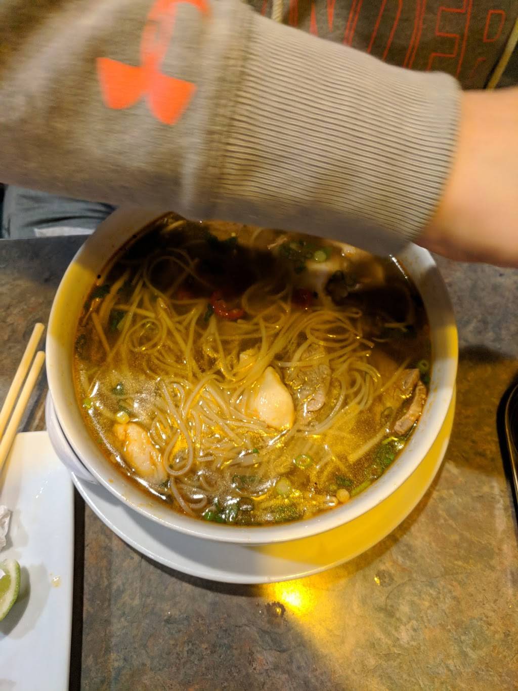 Thai Jasmine | restaurant | 215 S Pine St, Lima, OH 45804, USA | 4192228886 OR +1 419-222-8886