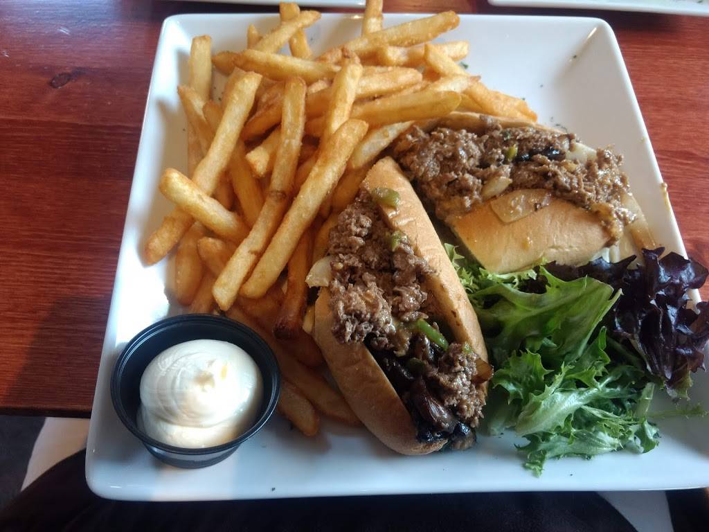 Yamas Bar and Grill | restaurant | 268 Main St, Old Town, ME 04468, USA | 2078275200 OR +1 207-827-5200