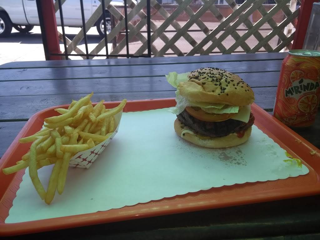 Bayos burger | restaurant | Av Mexico 1706, Buenaventura, 22880 Ensenada, B.C., Mexico | 016461207153 OR +52 646 120 7153