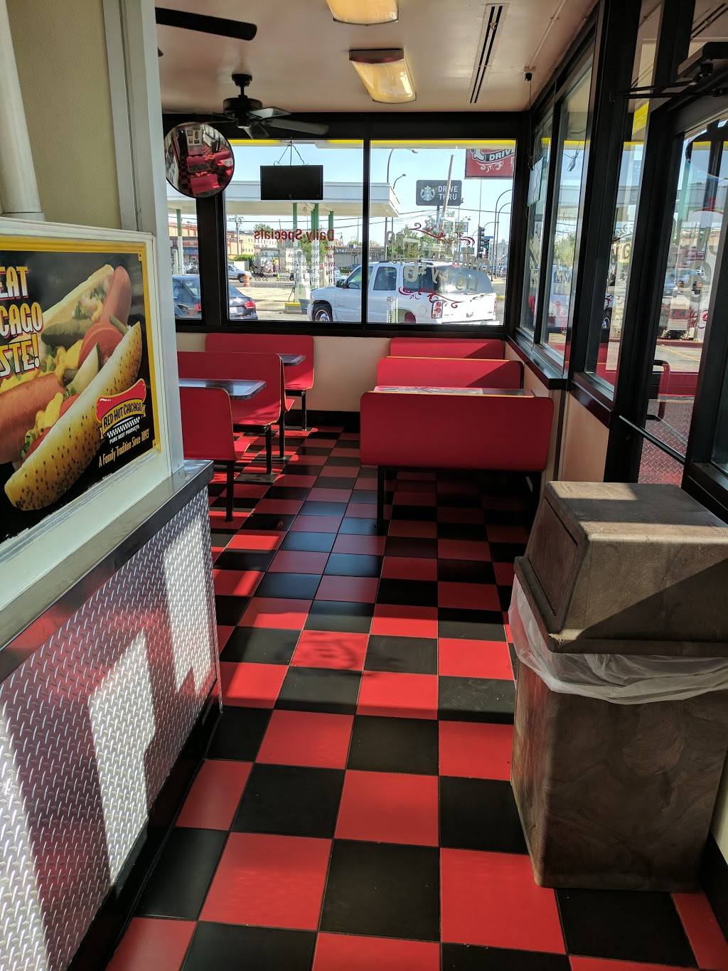 Rosies Drive-In | restaurant | 10235 S Cicero Ave, Oak Lawn, IL 60453, USA | 7086367717 OR +1 708-636-7717