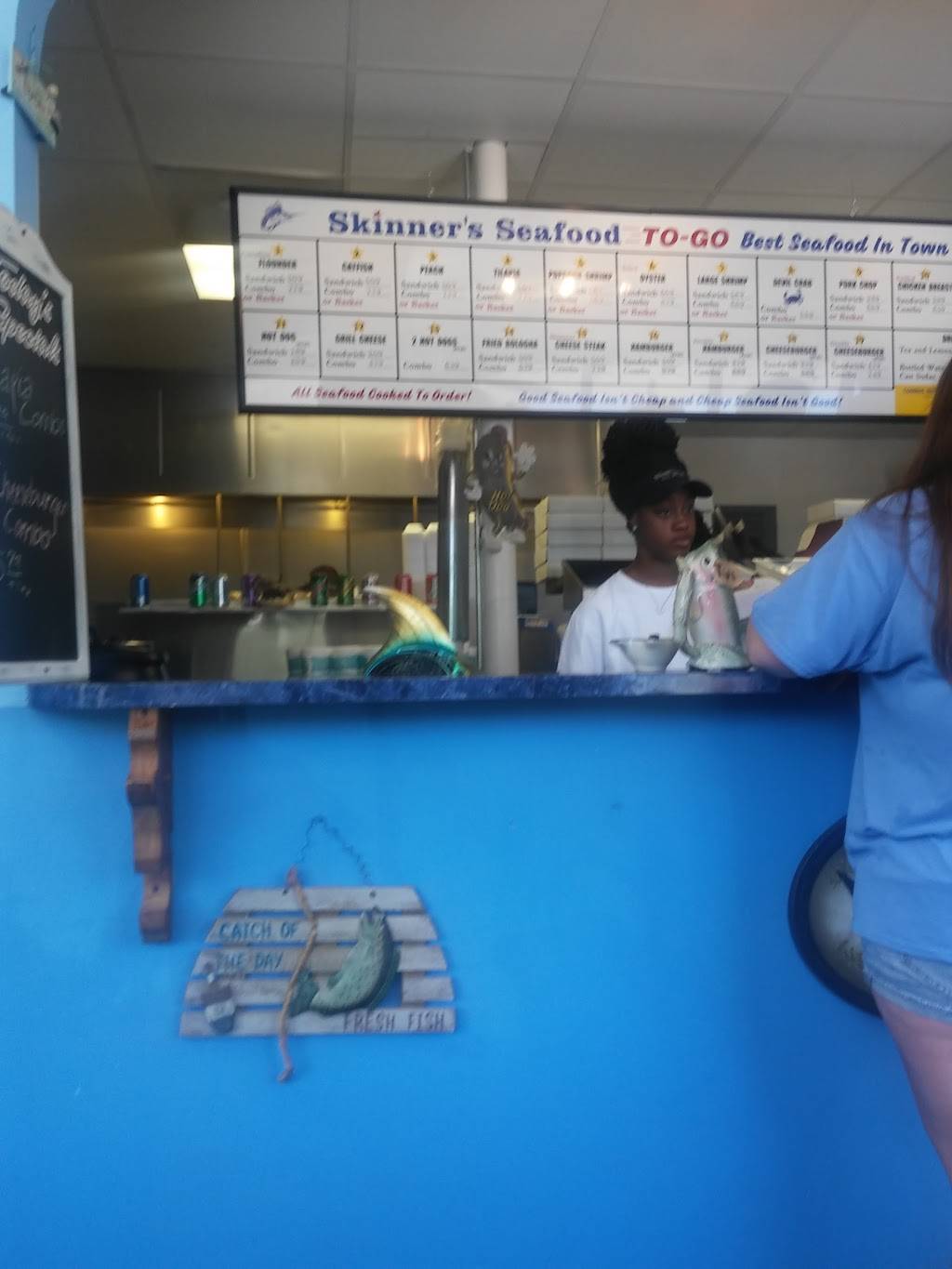 Skinners Seafood To Go | restaurant | 1022 Shelton Ave # E, Statesville, NC 28677, USA | 7048710009 OR +1 704-871-0009