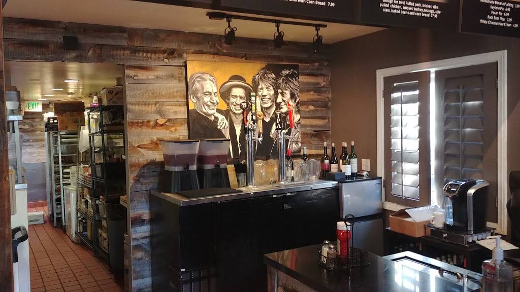 Beach Pit BBQ | restaurant | 1676 Tustin Ave, Costa Mesa, CA 92627, USA | 9496457427 OR +1 949-645-7427