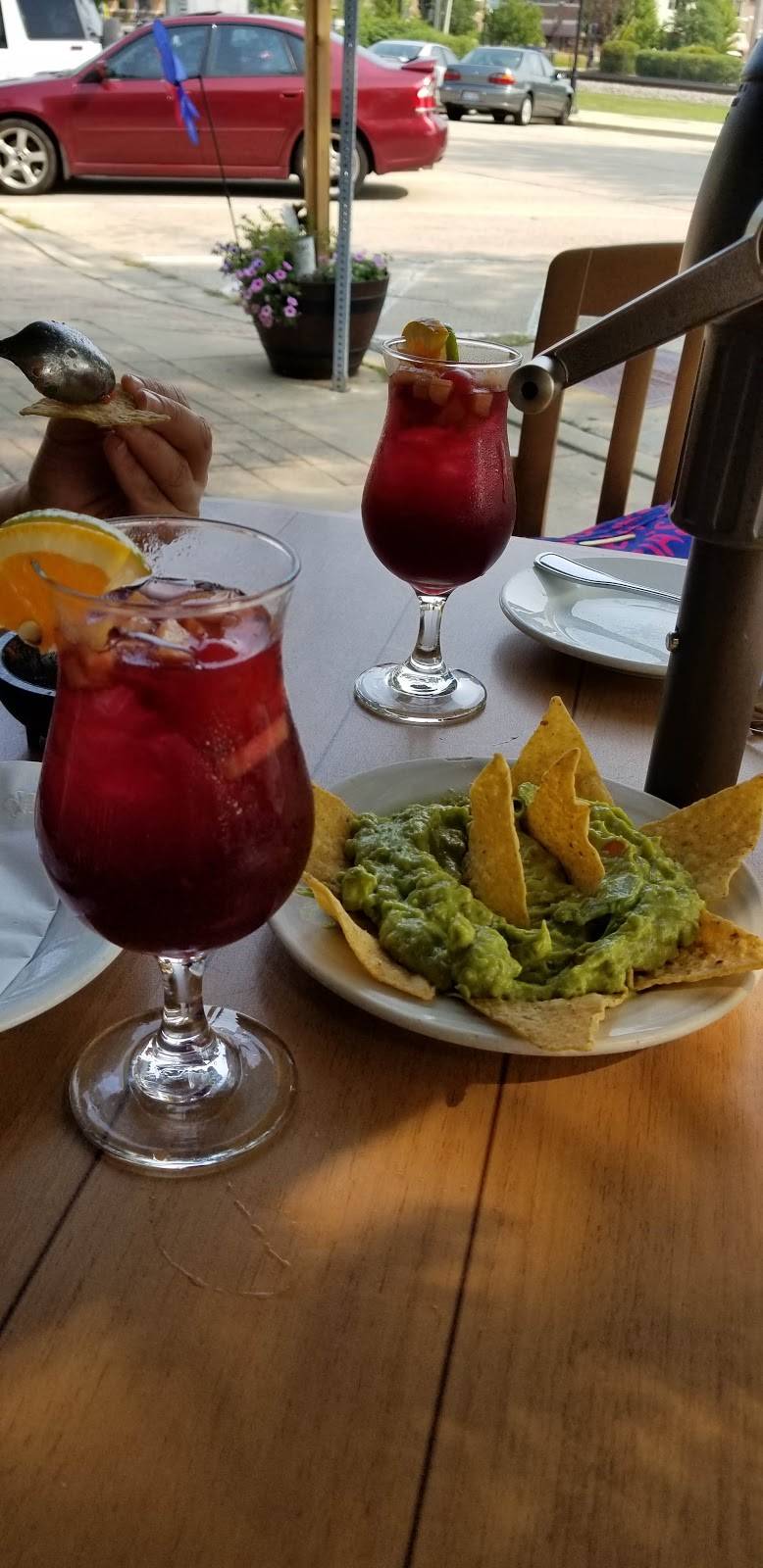 JCs Mexican Restaurant | restaurant | 130 W Bartlett Ave, Bartlett, IL 60103, USA | 6304834065 OR +1 630-483-4065