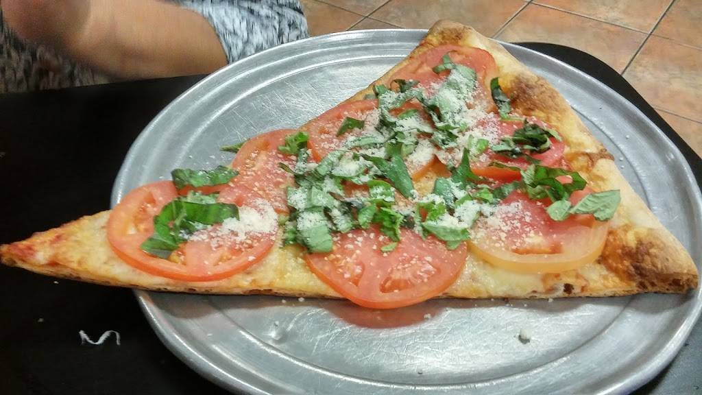 Steves Pizza West | restaurant | 16285 SW 88th St, Miami, FL 33196, USA | 3053885552 OR +1 305-388-5552