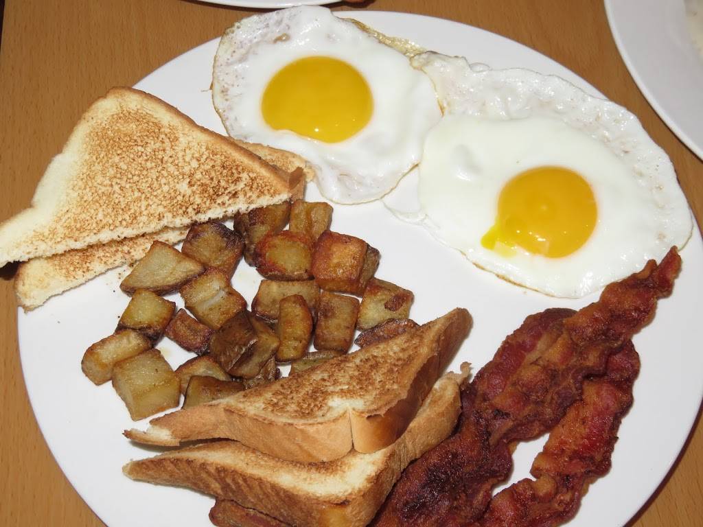 Beach Burgers & BBQ | restaurant | 13088 Ocean Hwy #3, Pawleys Island, SC 29585, USA | 8439793333 OR +1 843-979-3333