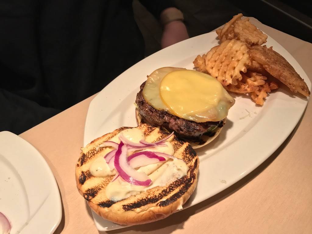 Parea Restaurant & Lounge | restaurant | 5630, 69 Franklin St, Valparaiso, IN 46383, USA | 2195105428 OR +1 219-510-5428