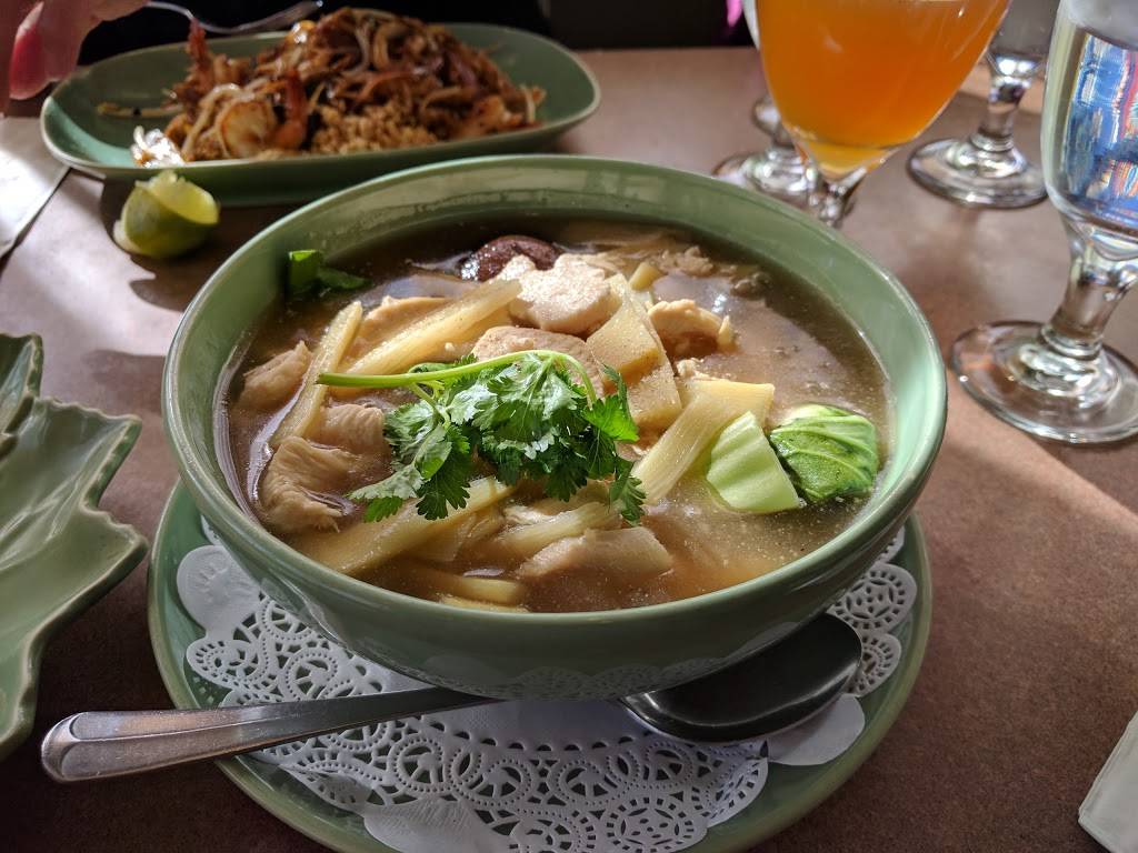 Tamarind Thai Restaurant | restaurant | 3228, 503 N Meadow St, Ithaca, NY 14850, USA | 6072772220 OR +1 607-277-2220