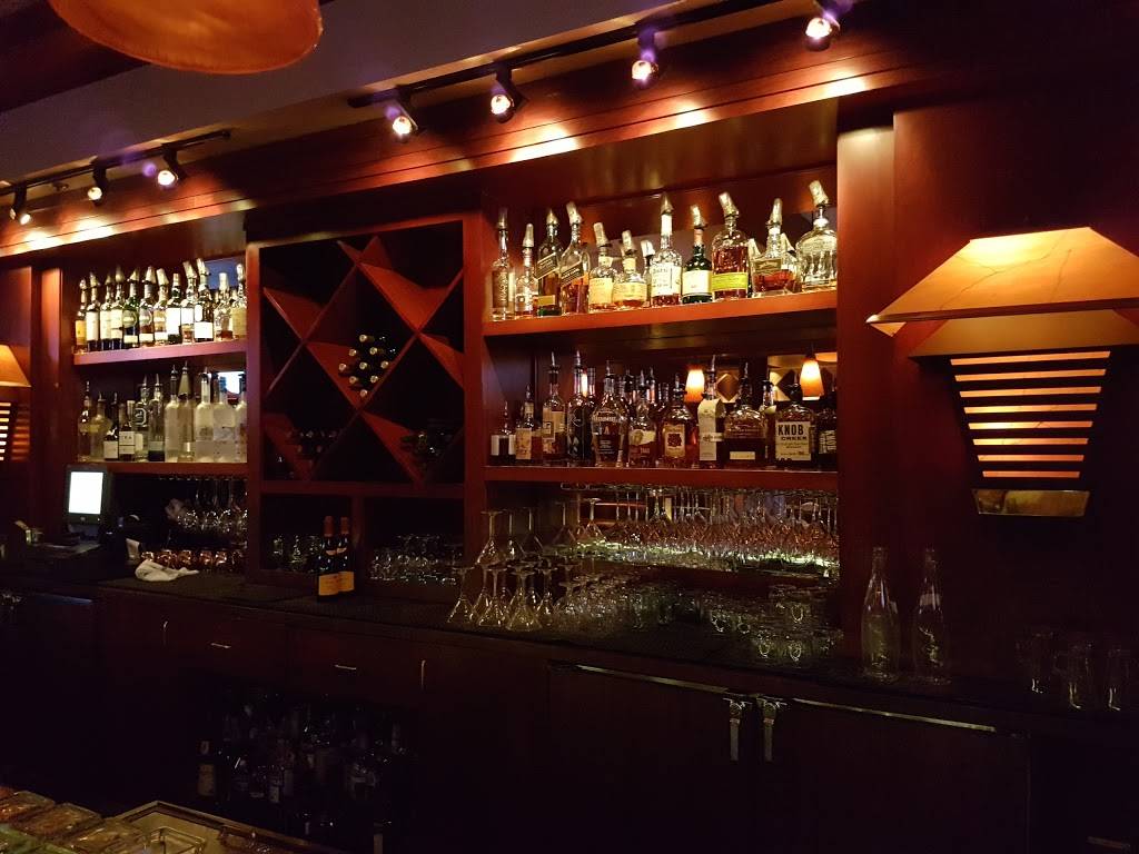 Fleming’s Prime Steakhouse & Wine Bar | restaurant | 905 N 54th St, Chandler, AZ 85226, USA | 4809401900 OR +1 480-940-1900