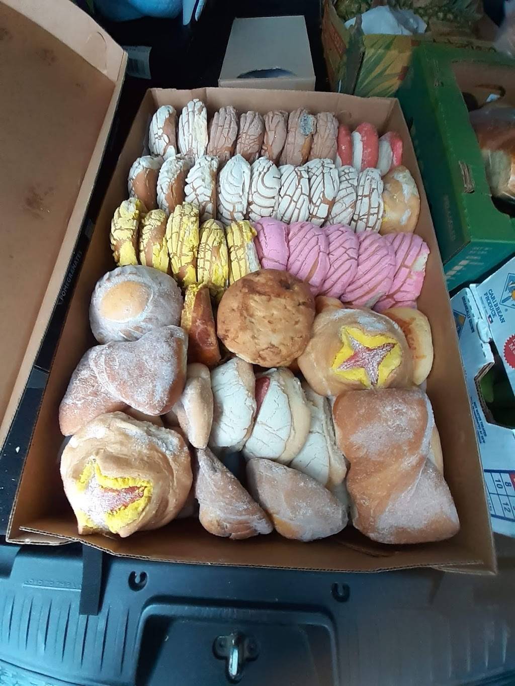 Mi Barrio Tortilleria Corporation | restaurant | 913 Flushing Ave, Brooklyn, NY 11206, USA | 7184562221 OR +1 718-456-2221