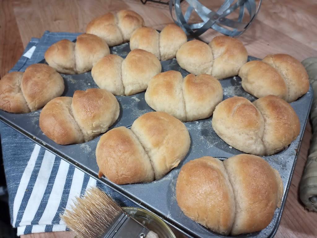 Mr. Nice Pies | restaurant | 4436 Lucas Dr SW, Grandville, MI 49418, USA | 6166908995 OR +1 616-690-8995