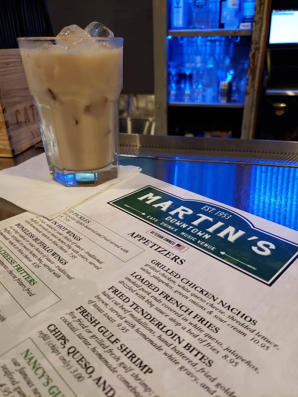 Martins Downtown | restaurant | 214 State St, Jackson, MS 39201, USA | 6013549712 OR +1 601-354-9712