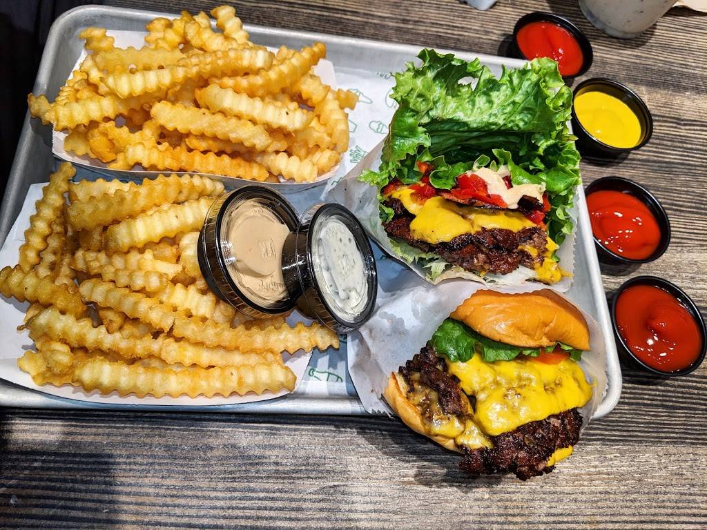 Shake Shack | restaurant | 1509 Park Central Dr #100, Highlands Ranch, CO 80129, USA | 7204521007 OR +1 720-452-1007