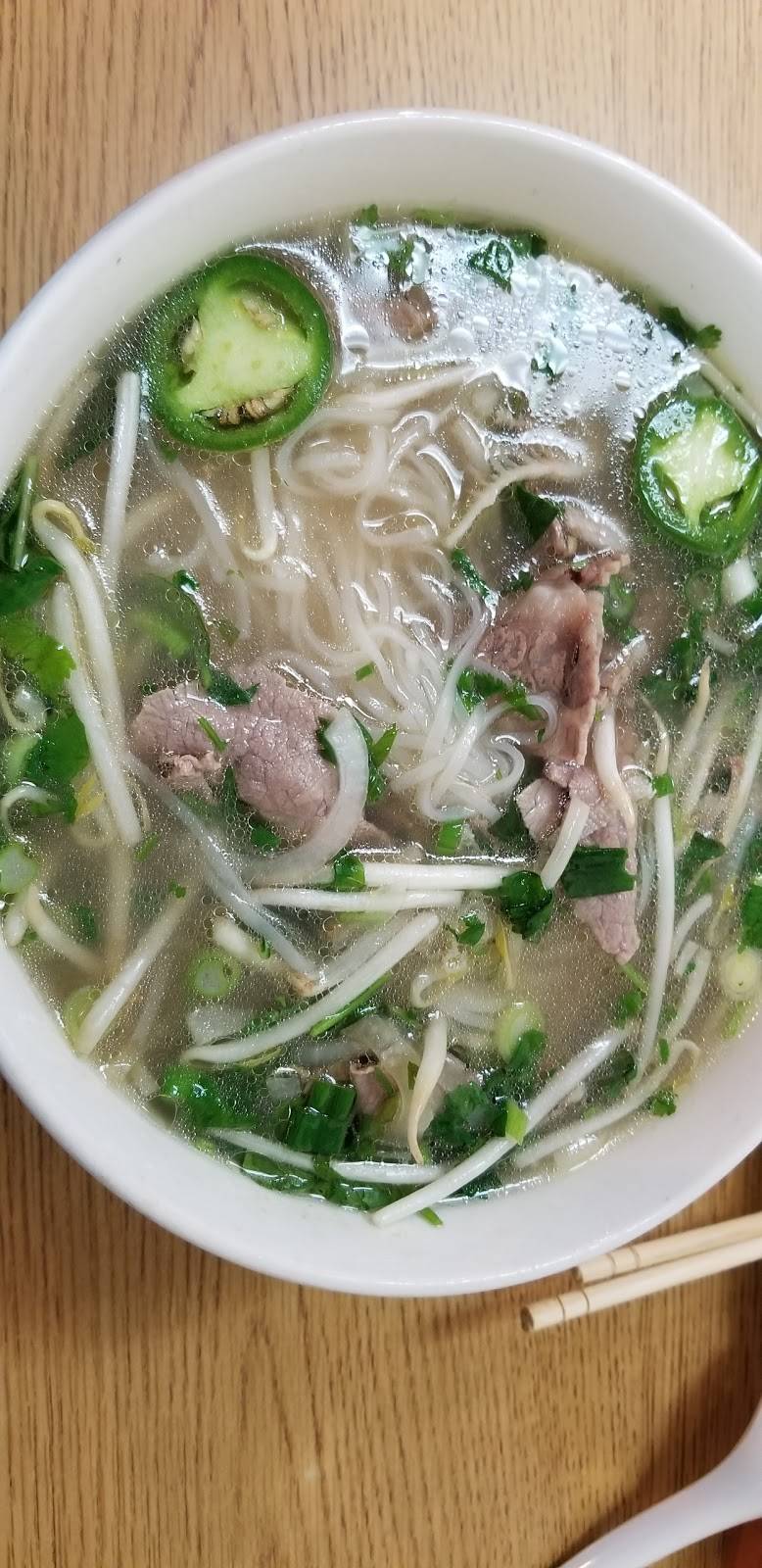 Pho Ngon | restaurant | 2055 E Highland Ave, San Bernardino, CA 92404, USA | 9098644931 OR +1 909-864-4931